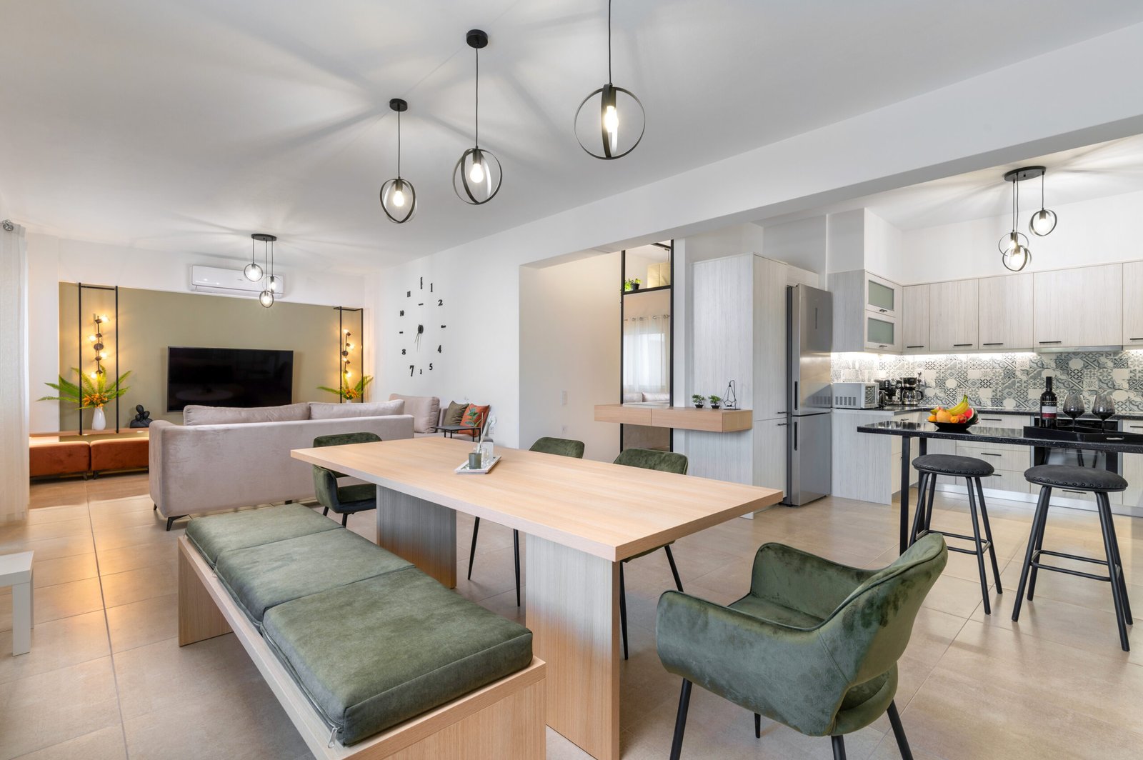 rias_apartment_Livingroom